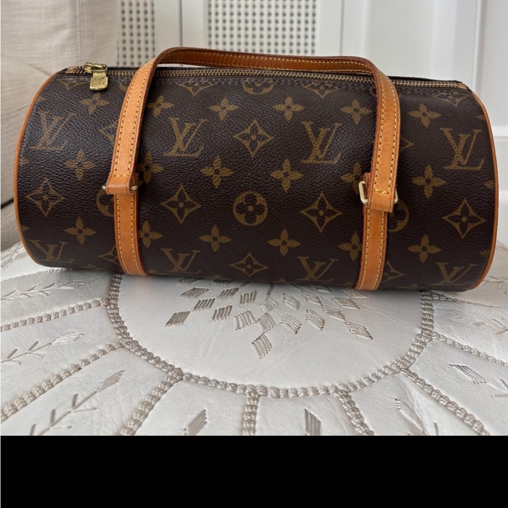 LV Papillon 26 handbag